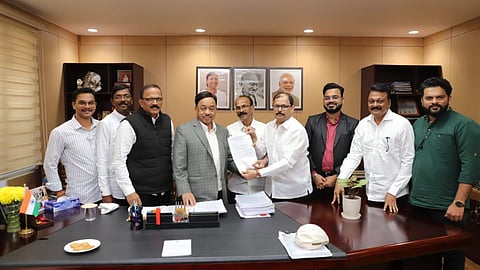 narayan rane assures barsu refinery project in konkan