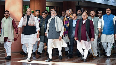 MP Suspensions: मोदी सरकारने २५ वेळा केली निलंबनाची कारवाई; २० वर्षात ३७४ खासदारांवर कारवाई