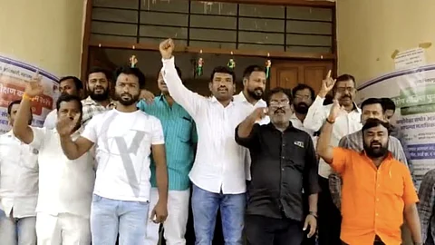 maratha kranti morcha andolan for kunbi certificate