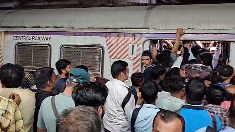 Mumbai Local Train Update