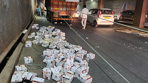 pune citizens stolen tiffin boxes pimpri chinchwad accident news