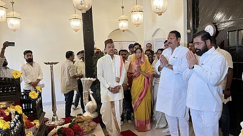 cm eknath shinde visits tuljabhavani mandir in satara along with mp udayanraje bhosale