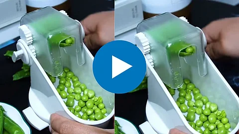 Matar Peeling Machine