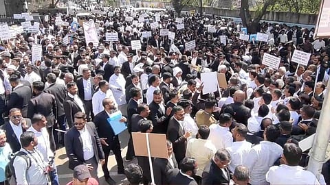 advocate morcha at nagar