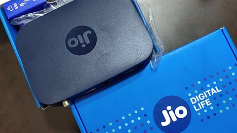 Jio Air Fiber Data Plan: Get 13 Ott Subscription and 550 TV Channels in Just 20 Rs Per Day