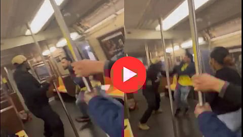 Shooting in subway train in New York Viral Video: