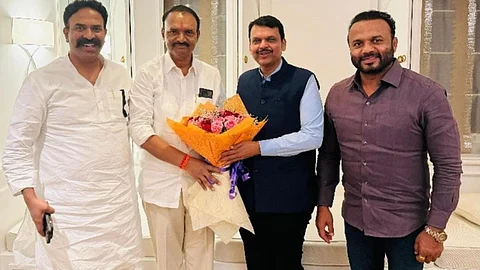 uttam jankar meets devendra fadnavis madha lok sabha election 2024