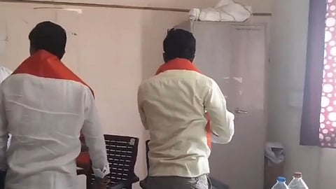maharashtra navnirman sena vice president hits crop insurance company employees near yavatmal