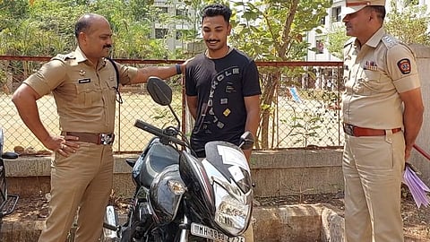 bike thieves arrested 11 two wheelers recovered returned to owners