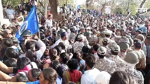 Amravati's Khanampur Pandhari Controversy