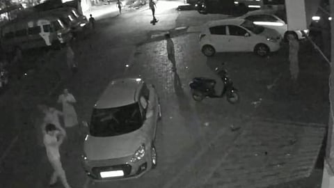 bhosari police arrests youth in kasarwadi