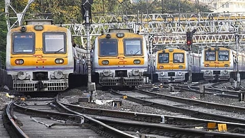 Mumbai Local Megablock: प्रवाशांनो कृपया लक्ष असू द्या! रविवारी मध्य आणि हार्बर मार्गावर मेगाब्लॉक, जाणून घ्या वेळापत्रक