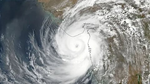 Cyclone In West Bengal