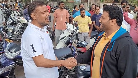 Sangli Lok Sabha Election: चंद्रहार पाटील आणि विशाल पाटील आले आमने-सामने; दोघांनी एकमेकांशी काय संवाद साधला? पहा Video