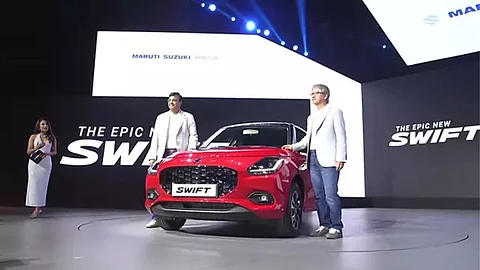 24.8kmpl मायलेज, 6 एअरबॅग्ज; नव्या दमात नवीन Maruti Swift लॉन्च, जाणून घ्या फीचर्स आणि किंमत