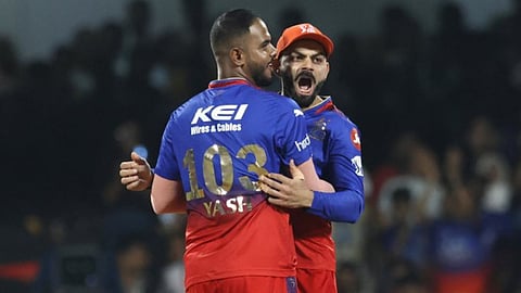 RCB vs DC: बेंगळुरूचा 'चॅम्पियन' गेम; पॉईंट्स टेबलमध्ये घेतली भरारी, दिल्लीचा संघ बाहेर