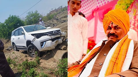 मठाधिपती विठ्ठल महाराज शास्त्री यांच्या कारला अपघात