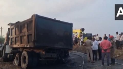 आंध्र प्रदेशमध्ये रस्ता अपघात