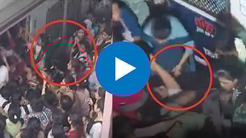 Mumbai Local Viral Video