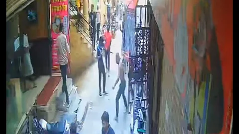 fight between two groups of students preparing for competitive exams in sambhajinagar