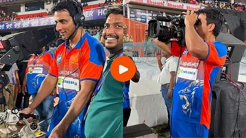 Sonu Sood Viral Video : 'मला कॅमेरामन बनायचंय...', सोनू सुदने व्यक्त केली इच्छा व्यक्त; अभिनेत्याची पोस्ट सोशल मीडियावर व्हायरल