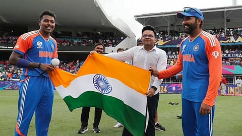 IND vs SA, Final: जय शहांची भविष्यवाणी खरी ठरली! रोहित अन् हार्दिकने बारबाडोसमध्ये रोवला तिरंगा; VIDEO