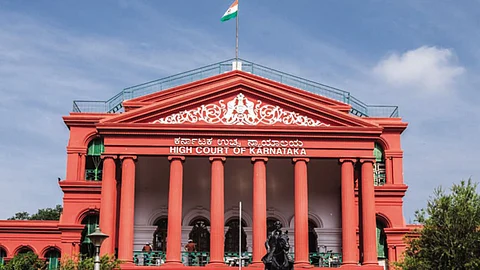 Karnataka High Court: शौचालयात महिलेचा नंबर लिहिताय तर थांबा, नाहीतर...; होयकोर्टाने दिला महत्वाचा निर्णय
