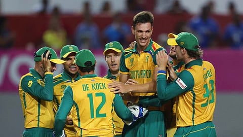 T20 WC 2024 AFG vs SA : अररर्रर खतरनाक! दक्षिण आफ्रिकेच्या गोलंदाजांचा भेदक मारा; अफगाणिस्तानचा संघ ५६ धावांवर ALL OUT!