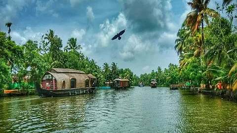 Kerala Places To Visit: पावसाची चाहुल लागताच फिरायचा प्लॅन करताय ? मग केरळमधील 'या' ठिकाणांची करा सफर