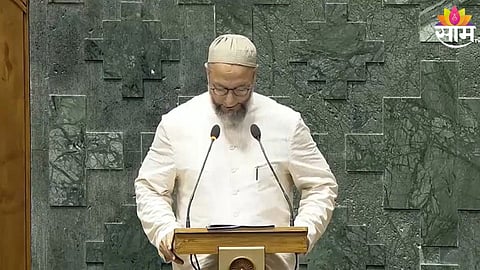 'जय पॅलेस्टाईन', लोकसभेत शपथ घेतल्यानंतर ओवेसी यांची घोषणाबाजी, पाहा व्हिडिओ