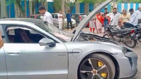 Pune Porsche Car Accident