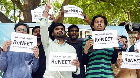 NEET घोटाळ्याचे महाराष्ट्र कनेक्शन? लातूरमधून दोघे ताब्यात, एटीएस पथकाचं छापासत्र