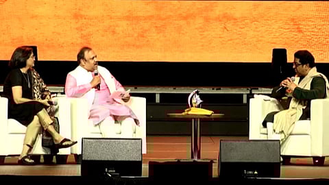 महाराष्ट्राला जातीपातीतून बाहेर काढणार; राज ठाकरेंनी अमेरिकेतून सांगितला प्लान