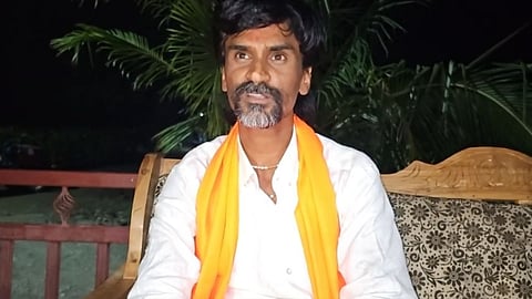 Maratha Reservation: मनोज जरांगे पाटलांनी उपोषणाचं ठिकाण बदललं; काय आहे कारण?