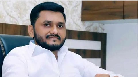 वर्षश्राद्ध करून घरी परतताना काळाचा घाला, माजी उपसरपंचाचा अपघाती मृत्यू