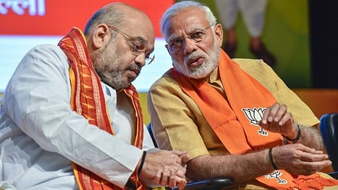 Modi Government: कार्यकाळ होण्याआधीच मोदी सरकार कोसळणार?  विरोधी पक्षातील नेत्याच्या दाव्यानं  दिल्लीच्या राजकारणात खळबळ
