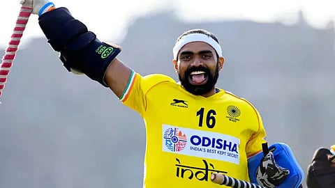 PR Sreejesh: भारतीय हॉकी संघातील गोलकीपर पीआर श्रीजेशची निवृत्तीची घोषणा; जाणून घ्या श्रीजेशच्या १८ वर्षांच्या कारकिर्दीतील कामगिरी