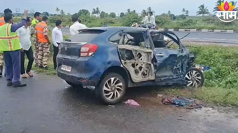 कारचा टायरच काळ बनला! 5 जणांचा जागीच मृत्यू, पुणे सोलापूर महामार्गावर थरारक अपघात