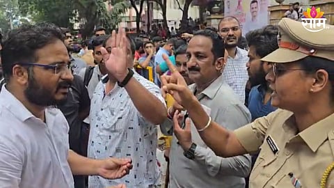 VIDEO: MPSCचं आंदोलन पेटलं! विद्यार्थी- पोलिसांची बाचाबाची, गर्दीमुळे वाहतूकीचा खोळंबा, पुण्यात काय घडतयं?