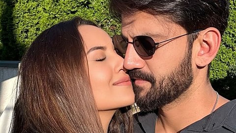 सोनाक्षी नवऱ्यासोबत न्यूयॉर्कला हनिमुनला गेली