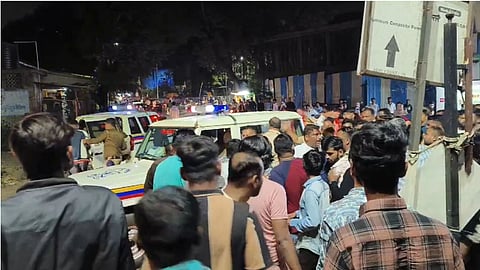 Nashik: नाशिकमध्ये पुन्हा एकदा राडा; भाजप आणि शरद पवार गटात तुंबळ हाणामारी| Video