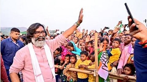 Jharkhand Assembly Election Result: महाराष्ट्रात सेंच्युरी करणाऱ्या भाजपचा झारखंडमध्ये का झाला पराभव; काय आहेत
कारण?