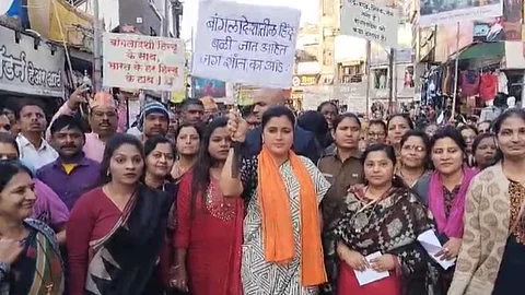 15 सेकंदासाठी बांगलादेशाची सीमा खुली करा; नवनीत राणा अशा का म्हणाल्या?