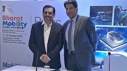 Mr. C H Nadiger – Regional Director, EEPC India and Mr. Pankaj Chadha – Chairman, EEPC India,