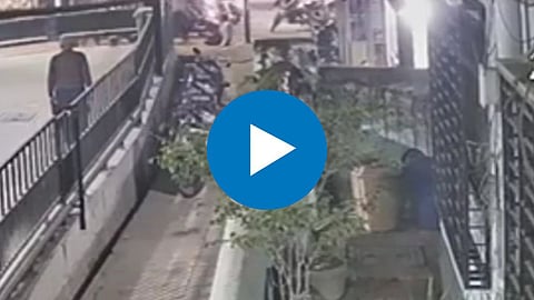 कल्याणमध्ये भाजप पदाधिकाऱ्याला भयंकर मारहाण, दगड पायावर मारून केलं गंभीर जखमी; घटना कॅमेऱ्यात कैद