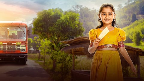 Myra Vaikul Sundar Pariwani Song