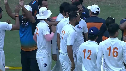 Ranji Trophy: रोहितसह ५ आंतरराष्ट्रीय खेळाडू संघात, तरीही जम्मू- काश्मीरकडून चॅम्पियन मुंबईचा घरच्या मैदानावर पराभव