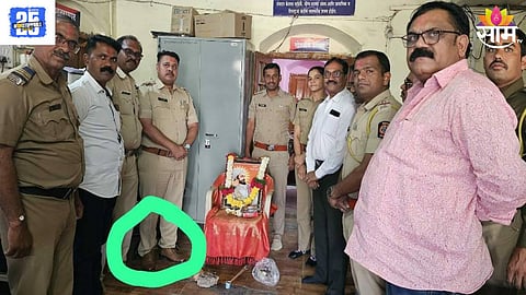 Police Inspector Shoes while saluting Shivaji Maharaj photo