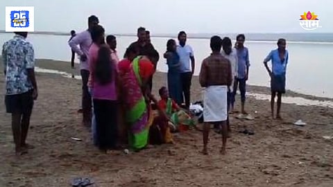 Godavari River Six Children Drown