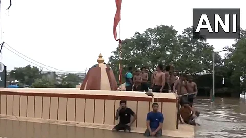 Surat Flood update